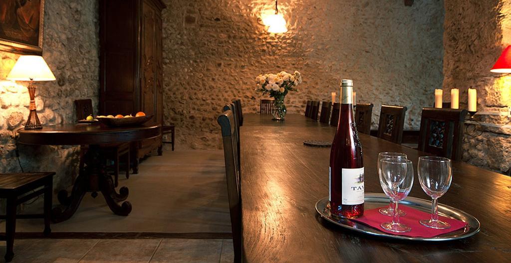 לינה וארוחת בוקר אלמן-אן-פרובאנס Domaine De Bertrandy מראה חיצוני תמונה